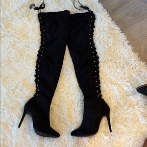Forever Collectibles Black Heeled Boots